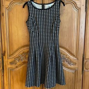 Max studio XS houndstooth print fit and flare dress.